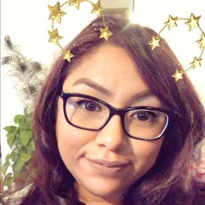 Meet your Posher, Raquel